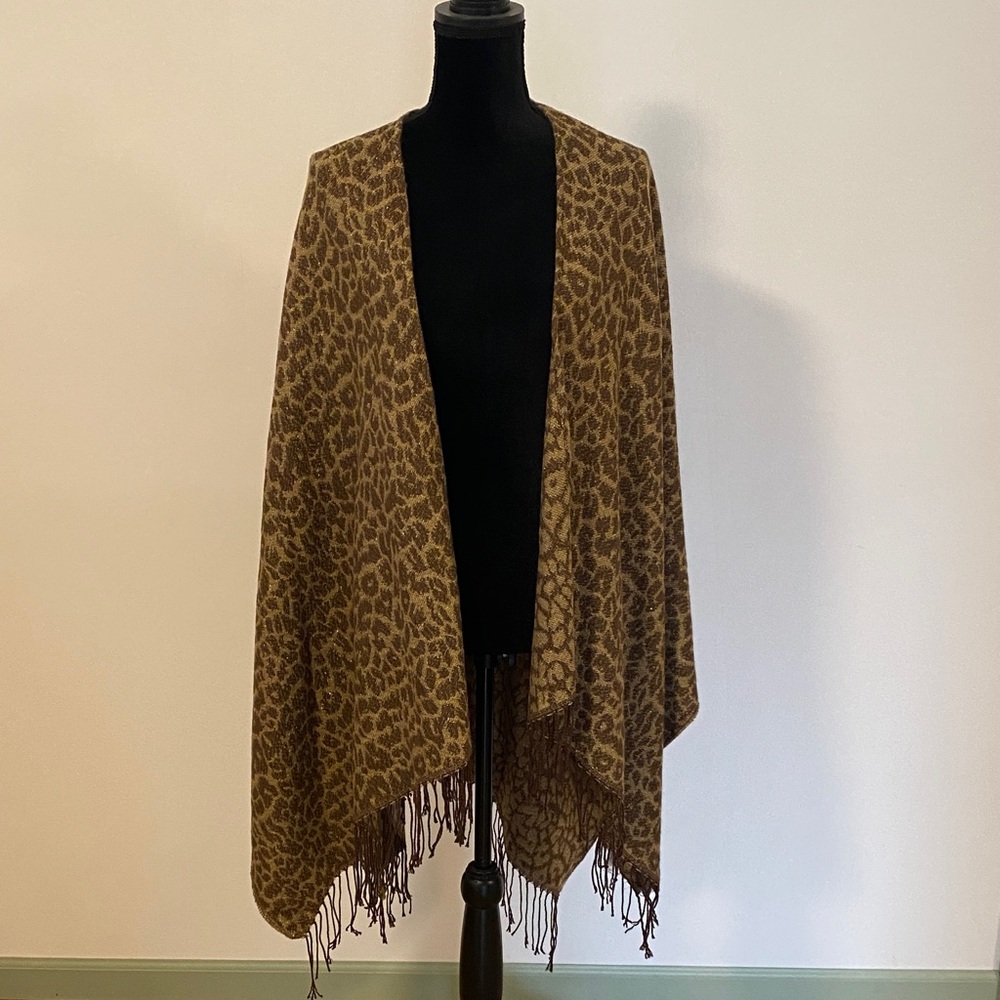Leopard Print Shawl with Fringe